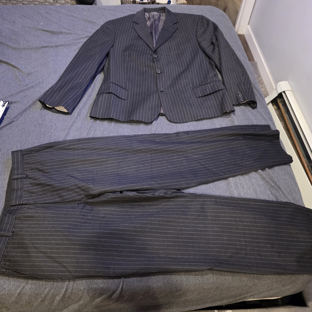 J.crew Grey/Black Pinstrip Suit Sz 44L Top Pant 32-30 New With Tags
